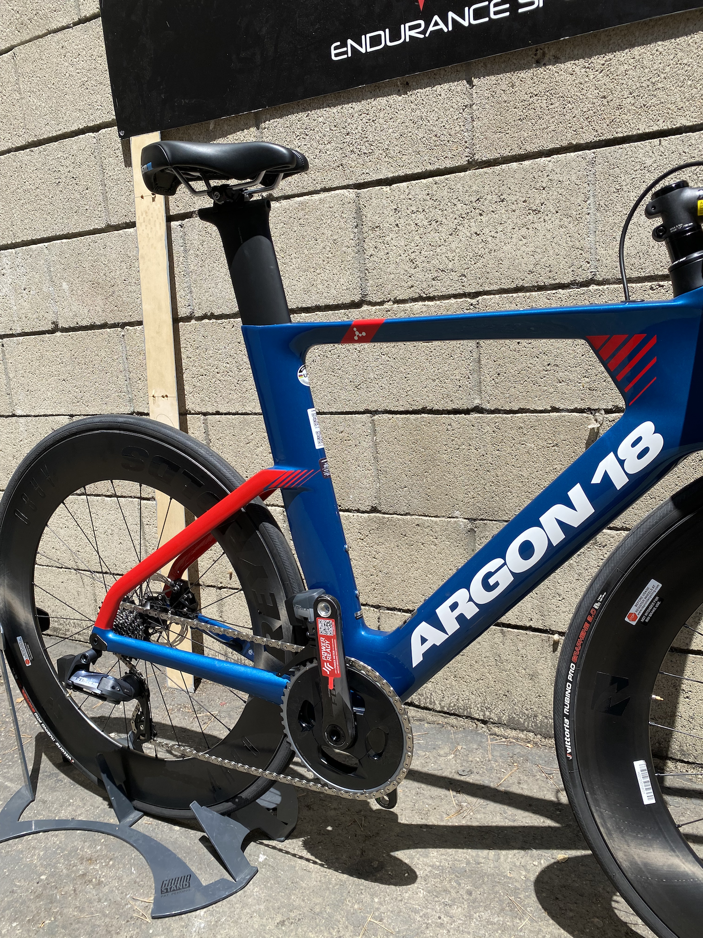 ARGON 18 E-117 Tri Disc Rival ETAP 1x