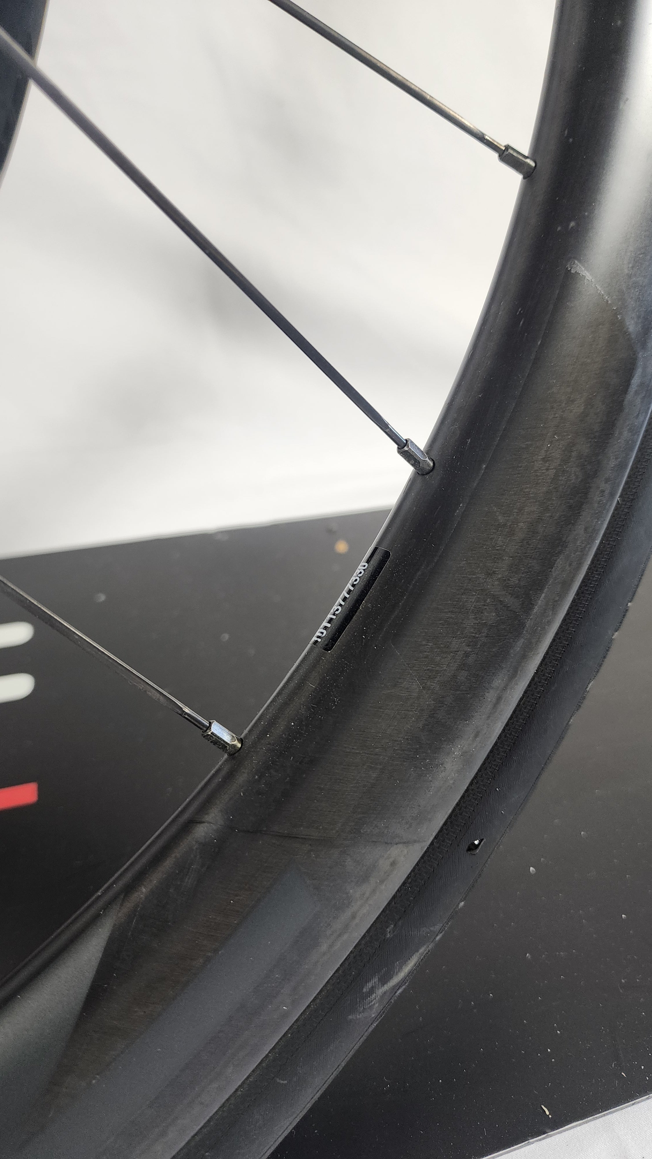 ZIPP 303S Wheel Set| Disc Brake| Shimano Hub 11 Sp| Pre Owned