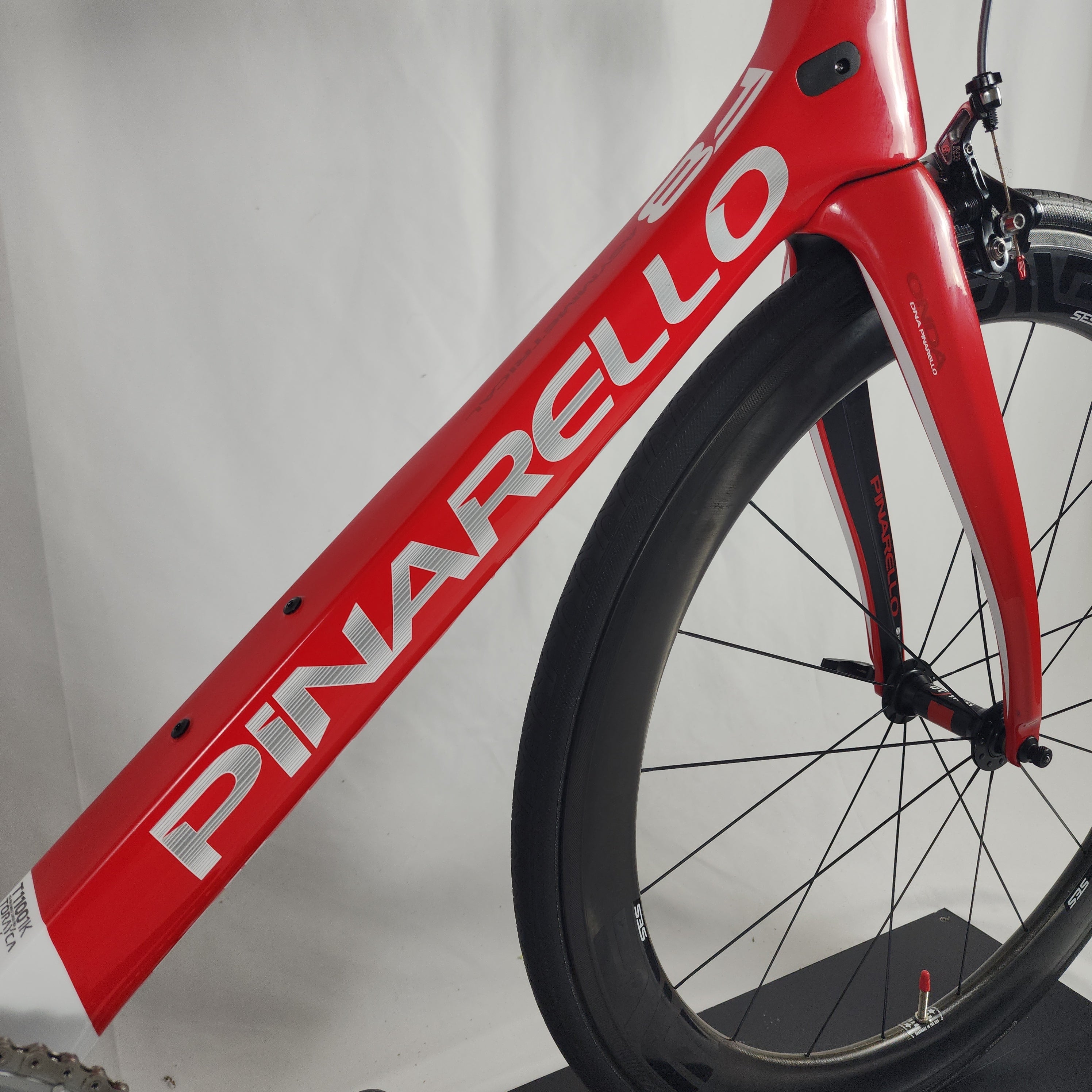 2016 Pinarello Dogma F8 | Dura Ace Di2 | Rim Brake | 60cm | Pre Owned